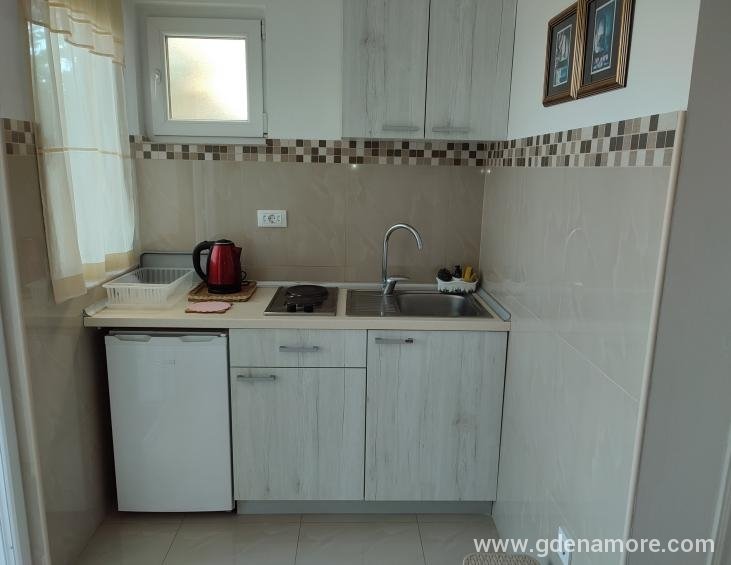 Studio apartman - Kuhinja
